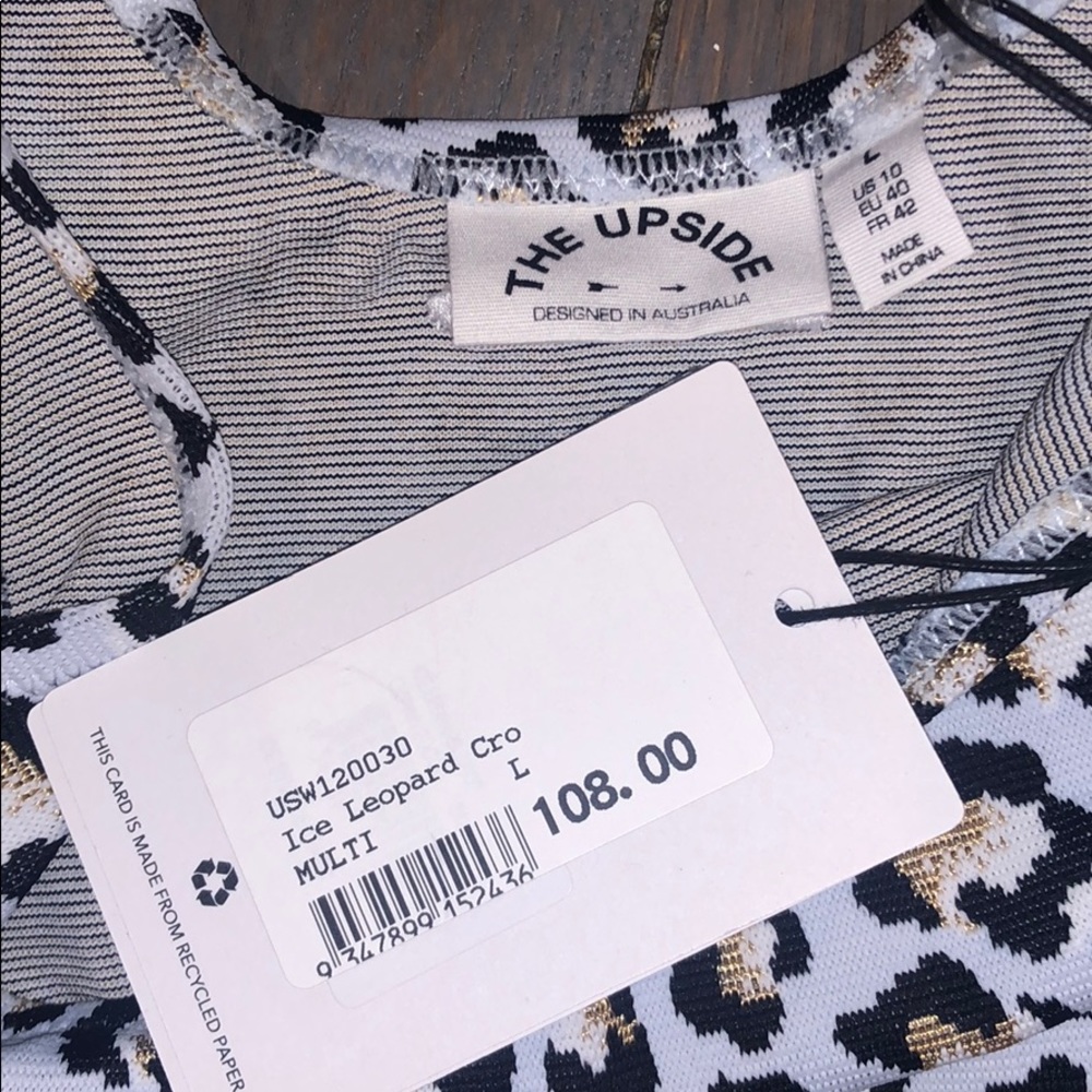 NWT The Upside Ice Leopard Crop L - Picture 2 of 3
